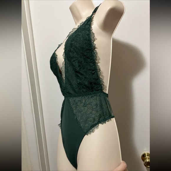 LOVE by Victoria Unlined Dark Ivy Green Plunge Strappy Lace Teddy Bodysuit - Picture 4 of 11